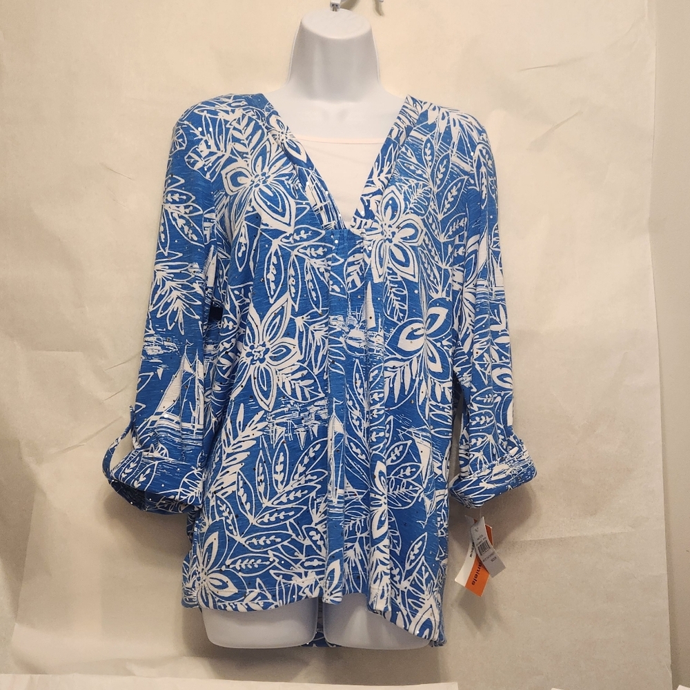 Blue and White Floral Blouse size Medium
